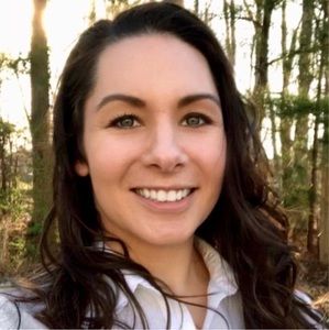 Meet your Posher, Lacey